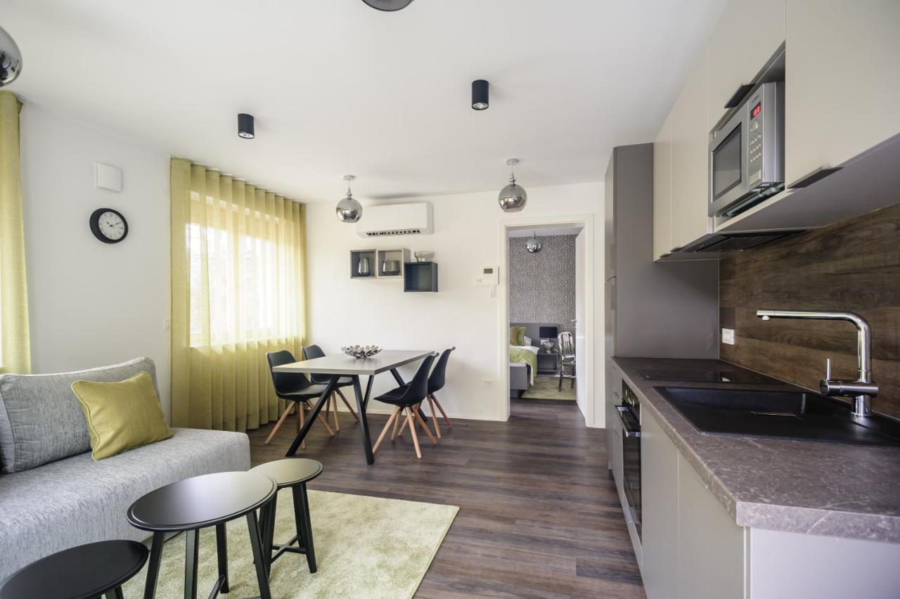 Apartments Villa Tatiana ブレッド エクステリア 写真